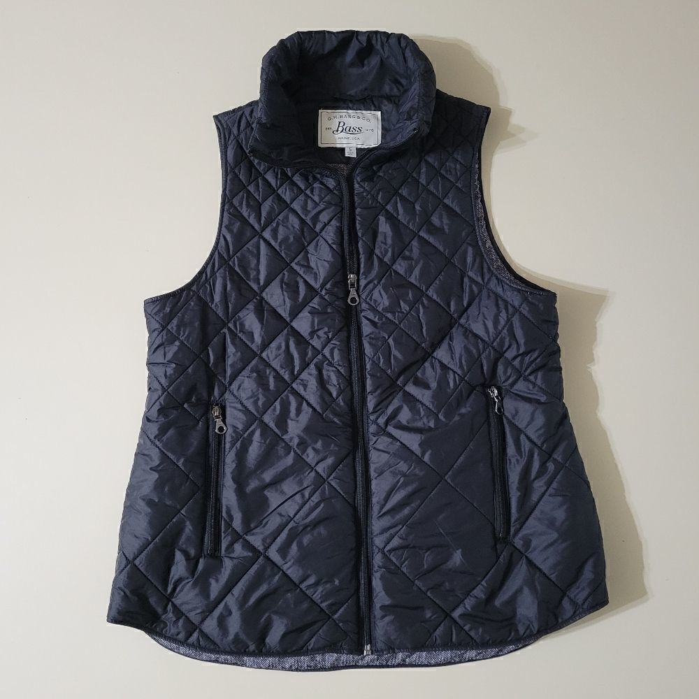 G.H. Bass & Co. Women's Black Quilted Vest